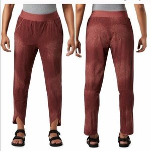 SOLD- mountain hardwear railay climbing pants